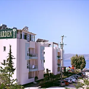 Hotel Garden, Radhimë