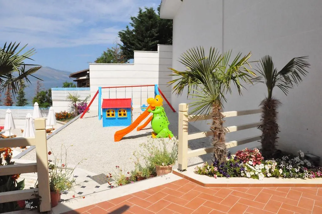 Coral Hotel & Resort